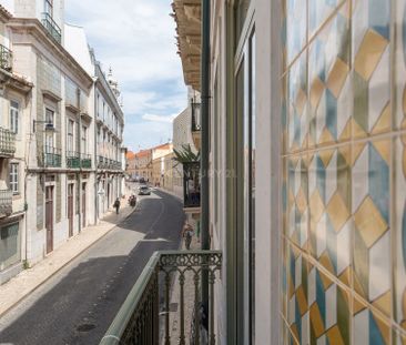 Apartamento T2 de luxo para Arrendamento. Garagem e varanda, Estrela. - Photo 6