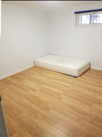 For Lease - 30 Electro Road Unit# Basement, Toronto, Ontario - Photo 2