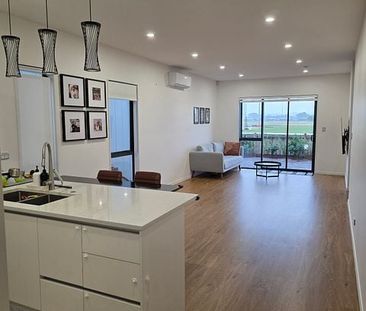 Modern stand alone home in Kauri Flat school zone - Photo 5