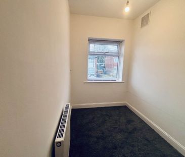 Benson Gardens, Armley, Leeds - Photo 5