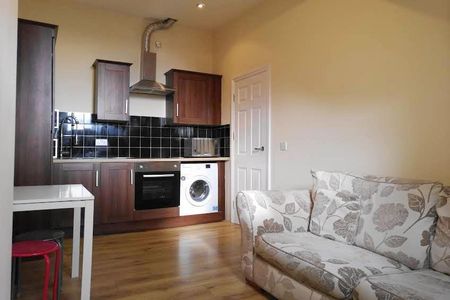 2 bedroom apartment to rent - Photo 4