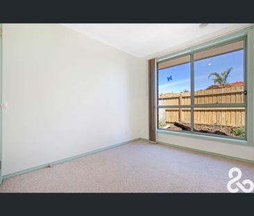 1/4 Hickey Court, Mill Park, Vic 3082 - Photo 3