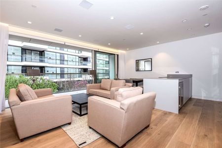 A 2 bedroom, 2 bathroom apartment located within the iconic and highly sought after One Tower Bridge development located in the heart of South Bank. - Photo 5