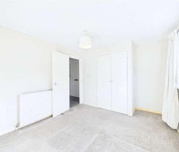 Bellfield, Pixton Way, CR0 - Photo 5