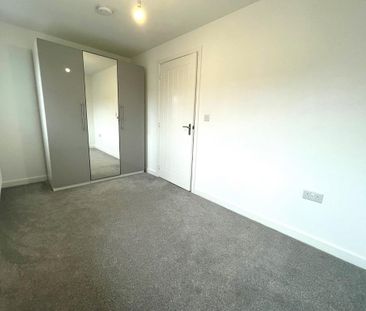 2 bedroom semi-detached house to rent - Photo 4