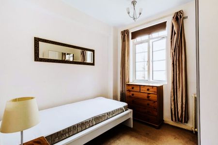 Latymer Court, Hammersmith Road, Hammersmith, London, W6 - Photo 4