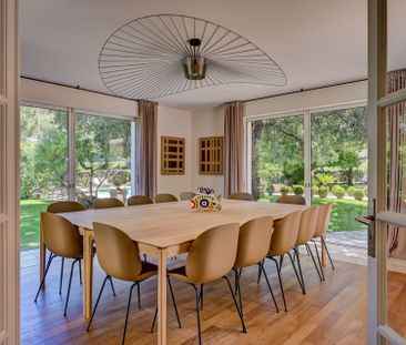 Location Maison Aix-en-Provence 17 Pièces 660 m² - Photo 4