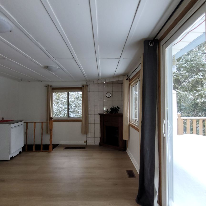 For Lease - 35 47th Street, Wasaga Beach, Ontario - Photo 1