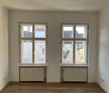 Im Herzen der Stadt: 3-Zimmer-Wohnung mit Badewanne - Photo 2