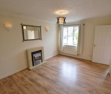 2 bedroom semi-detached house to rent - Photo 5