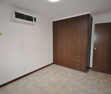 Neat as a pin - Photo 1