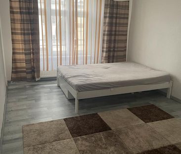 WG Zimmer zu Vermieten. 1 Zimmer Frei. - Photo 1