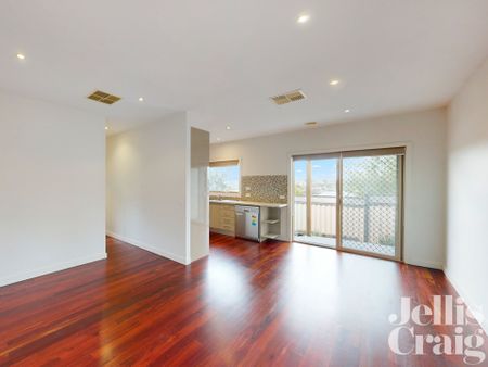 5/132 Lebanon Street, Strathmore - Photo 3