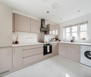 3 bedroom House To Let - Photo 6