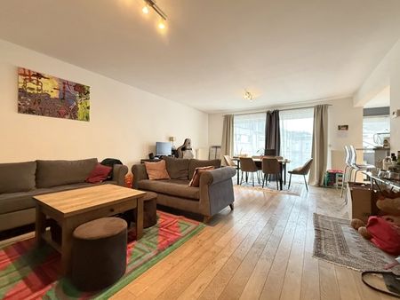 Appartement - à louer - Photo 2