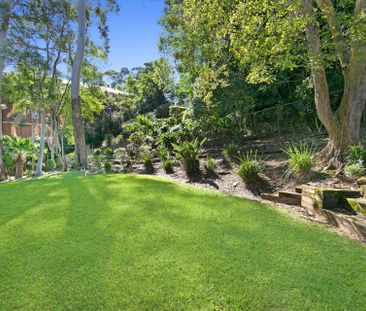 Character Home with North Facing Garden - Photo 5