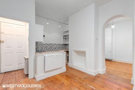 1 bedroom ground floor flat to rent - Photo 3