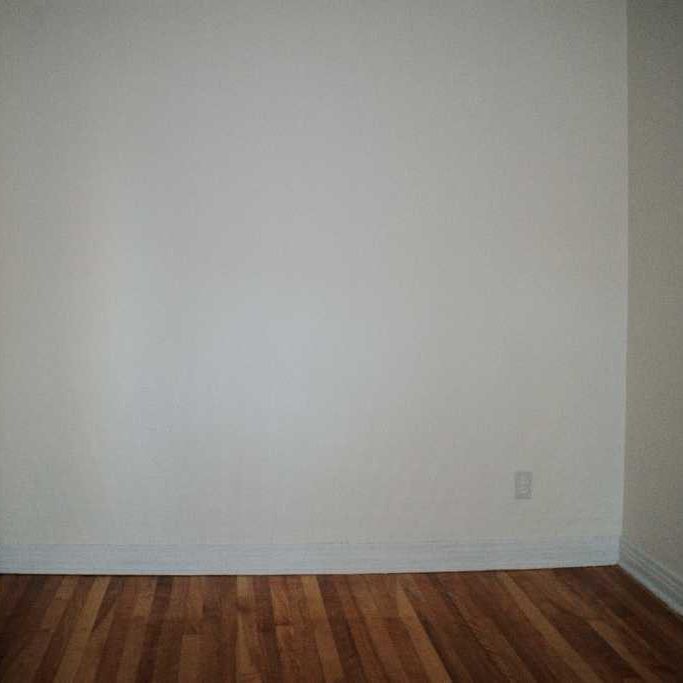 Charmant 4½ sur 2 étages à Pointe-aux-Trembles – Cour, Stationnement et Sous-sol! - Photo 1
