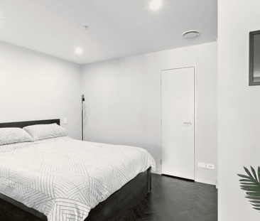 Contemporary Living! - Photo 3