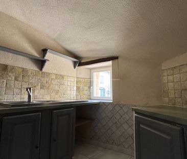 Location Appartement 2 pièces 58m² GRIGNAN 26230 - Photo 3