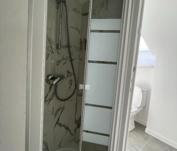 "LE PUITS DE LUMIERE" - Location Appartement poitiers : 18 m2 - Photo 5