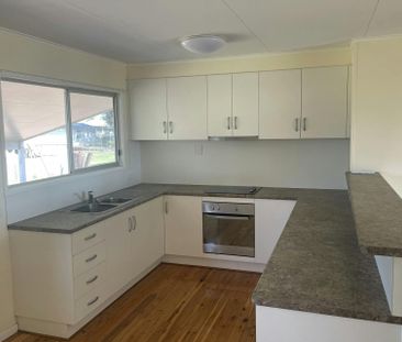 31 Eagle Street, Dalby QLD 4405 - Photo 4