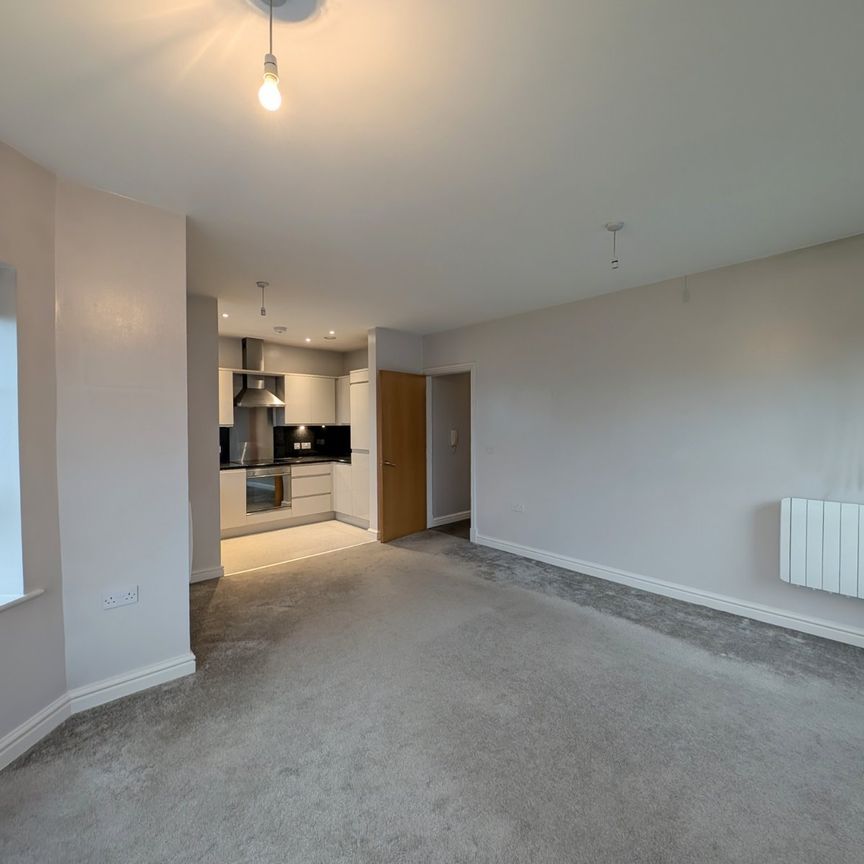 2 bedroom apartment to rent - Photo 1