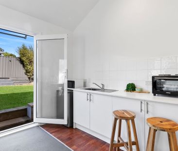 6A Yuruga Avenue, Caringbah South NSW 2229 - Studio For Rent | Domain - Photo 3