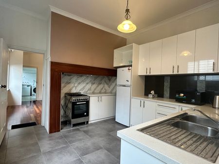 Rear/282 St Georges Road, Northcote VIC 3070 - Photo 5
