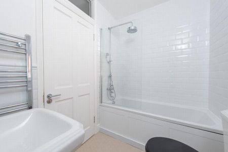 3 bedroom detached house to rent - Photo 5