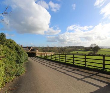 The Old Barn, Rowley Farm, Tarporley - Photo 1
