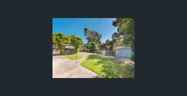 5 minutes walk to Craigieburn station!! - Photo 1