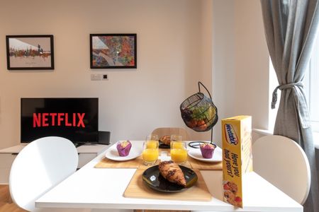 1 Bed Flat, Kings House, SO15 - Photo 3