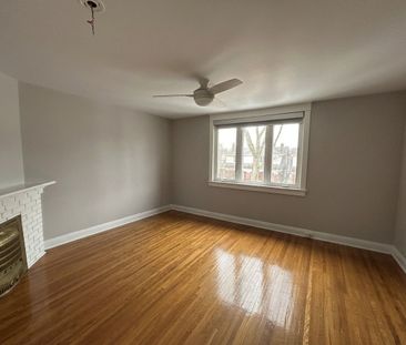 For Lease - 40 Glebeholme Boulevard, Toronto, Ontario - Photo 2