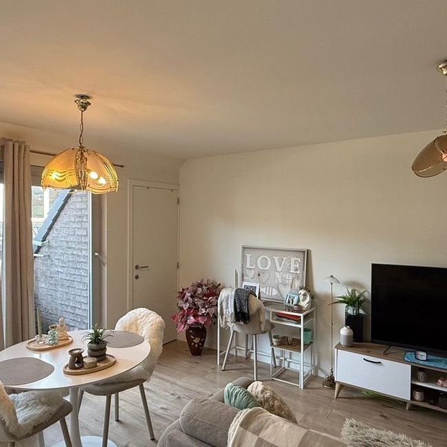 Appartement te huur in Oostende voor € 680 met 1 slaapkamer - Photo 1