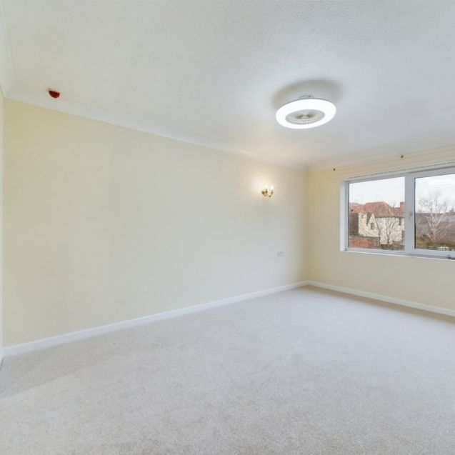 Homeabbey House High Street, Tewkesbury, Gloucestershire - Photo 1