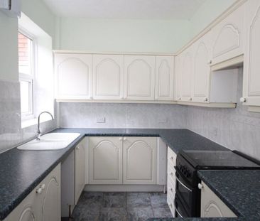 Terraced House in Lindisfarne Street, Off London Road, Carlisle - Photo 2