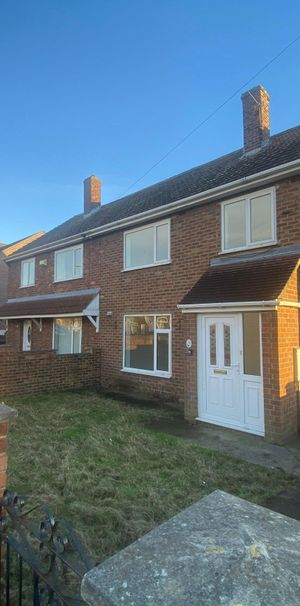 3 bed semi-detached house to rent in Surtees Avenue, Bowburn, Durham - Photo 1