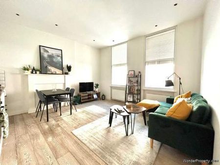 2 bedroom property to rent in London - Photo 3