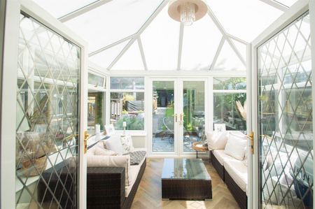 Mildenhall Place, Haverhill - Photo 2