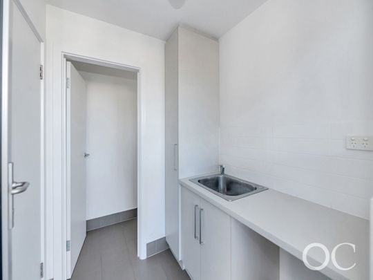 Open the Door to Modern Living - Photo 1