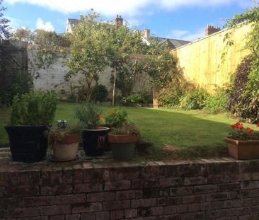 3 bedroom terraced house to rent - Photo 6