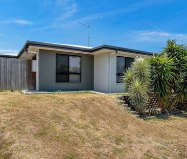 For Lease: Stunning Family Home in Beaconsfield - Photo 5