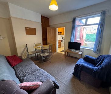 Ratcliffe Street, Burton Stone Lane - P2108 - Photo 2