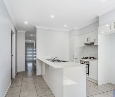 Stylish Family Sanctuary with Modern Comforts – A Must-See in Park ... - Photo 2