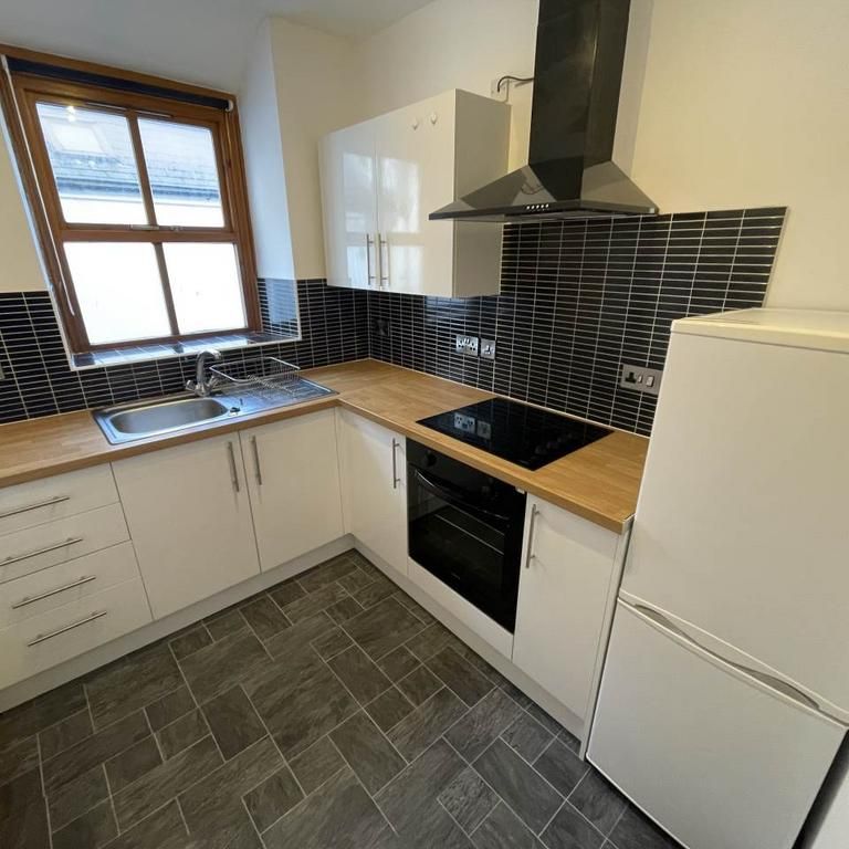 1 bedroom flat to rent - Photo 1