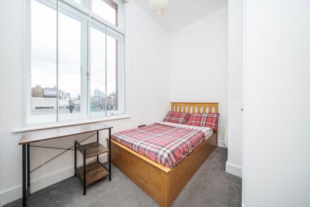 3 bedroom flat to rent - Photo 5