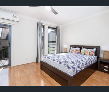 Immaculate Three-Bedroom Home, Perfect for a Growing Family! - Photo 4