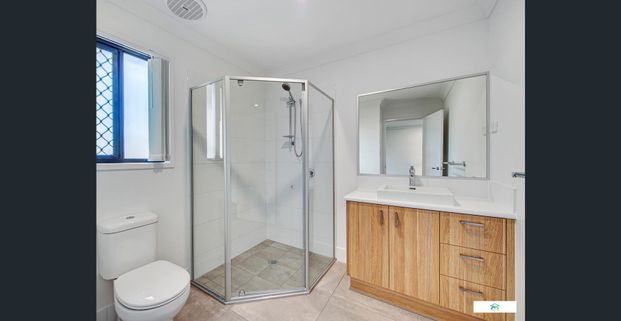 Well Maintained near new 3 x Air condition Bedrooms, 2 Bathrooms, Air conditioned living zones - Photo 1