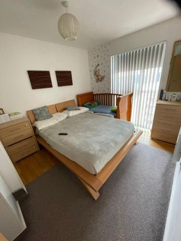 2 bedroom Flat To Let - Photo 5
